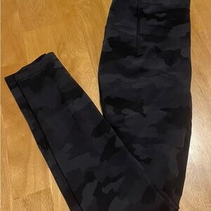 Lululemon Fast Free HR Tight 25” NULUX Size 14 Heritage 365 Camo Coal H3DC 75292
